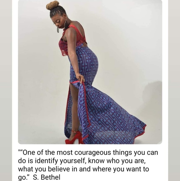 Meet your Posher, Queen Agnes - Picture 5 of 8